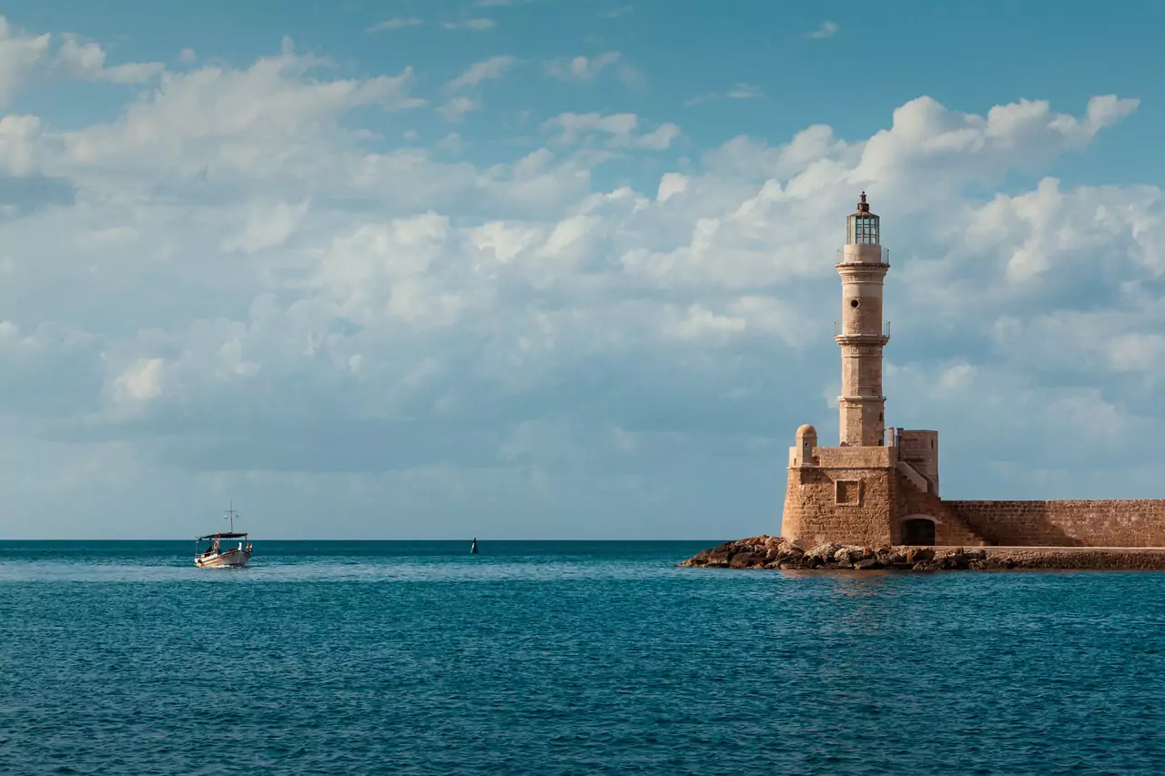 Παιδιά που ετοιμάζονται για πεζοπορία